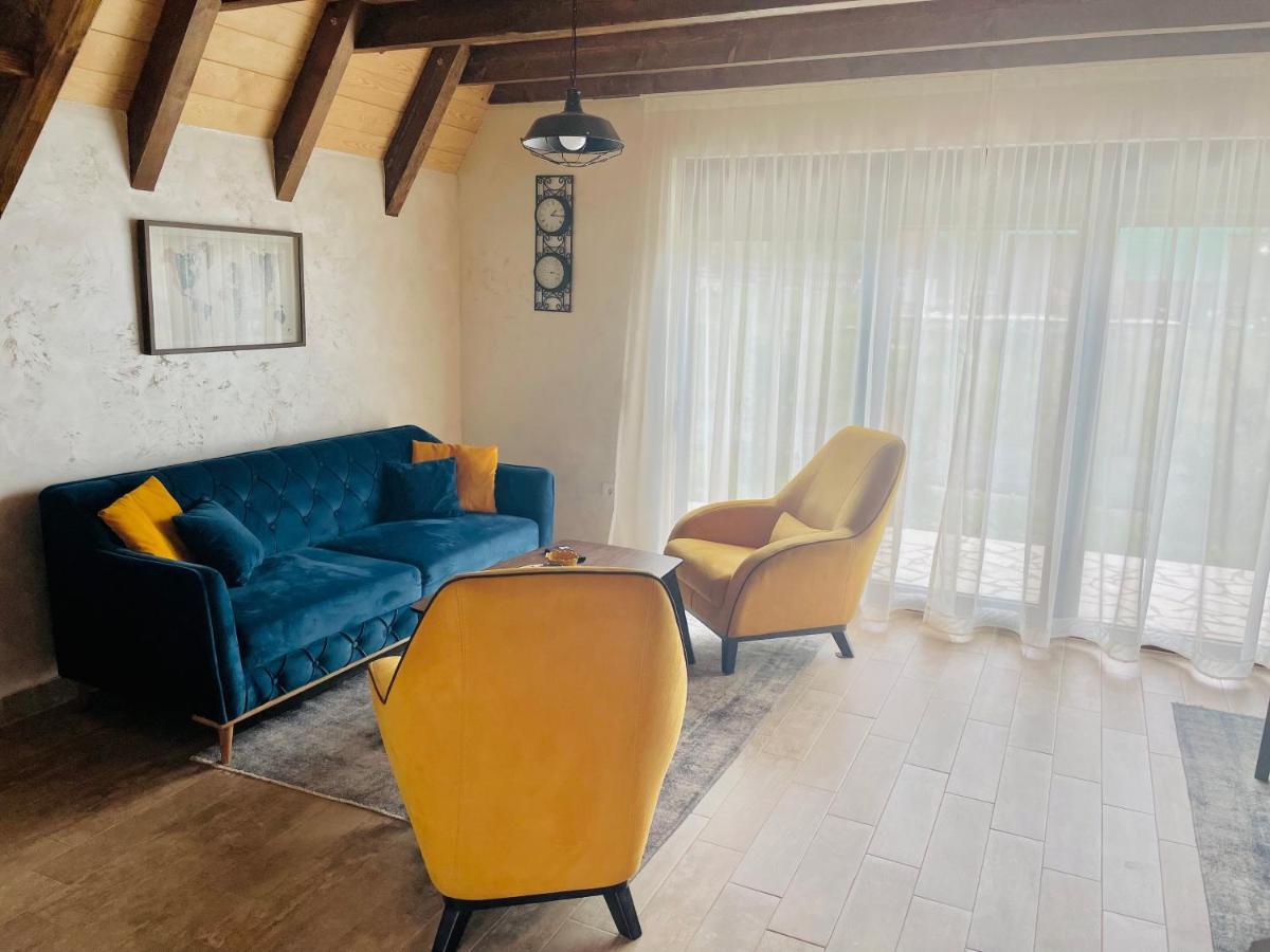Lux Villas Zabljak Bagian luar foto